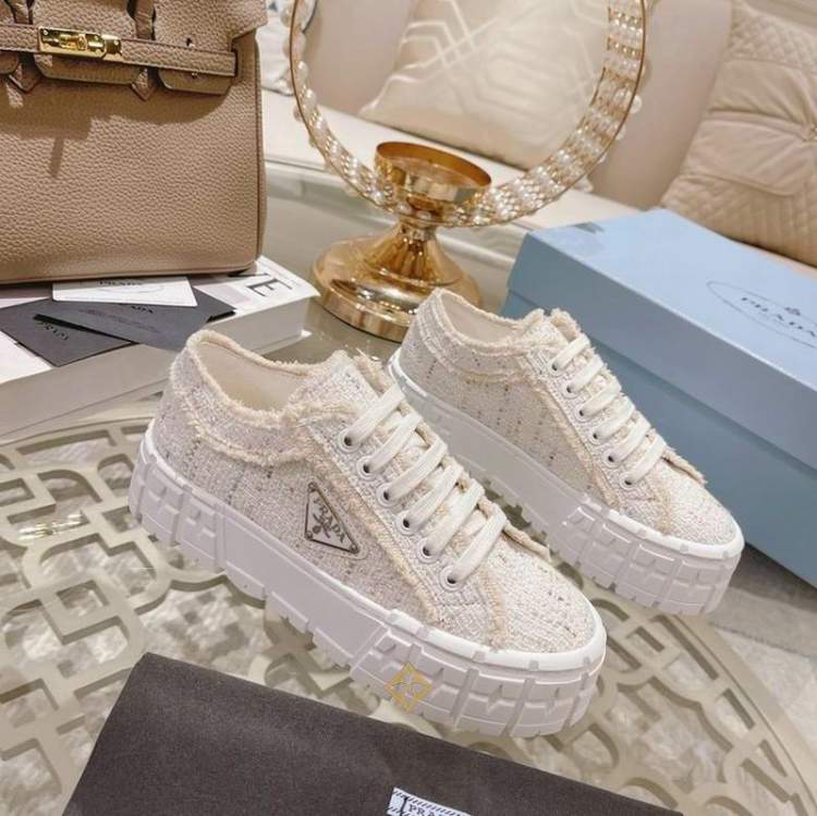 Picture of Prada Shoes _SKUPradasz35-41mhf012318843